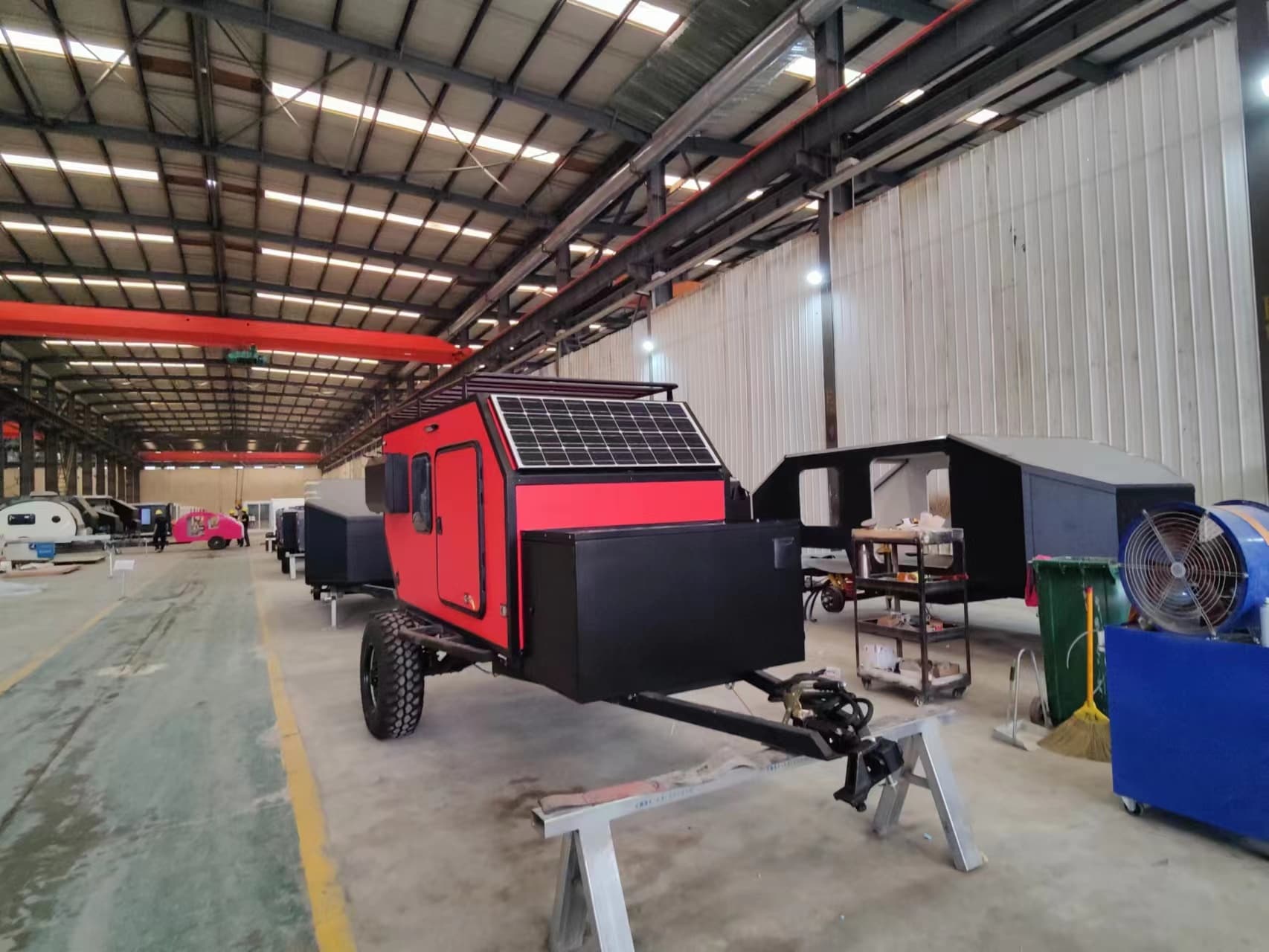 Koenigschwan Trailer Camper als Outdoor-Basislager